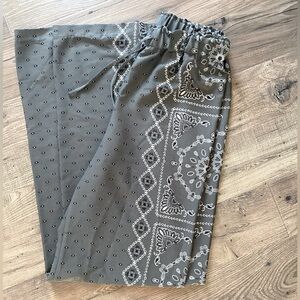 Wide leg flowy pants Dynamite XS EUC